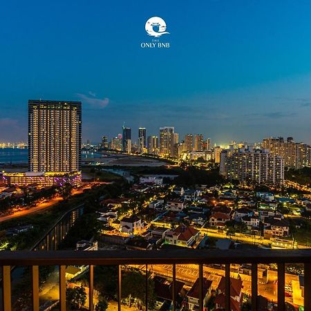 Deluxe Seaview Suite Twin Bed By The Only Bnb Tanjung Tokong Ngoại thất bức ảnh
